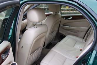 Thumbnail von Jaguar top-maintained XJR with 3 years warranty