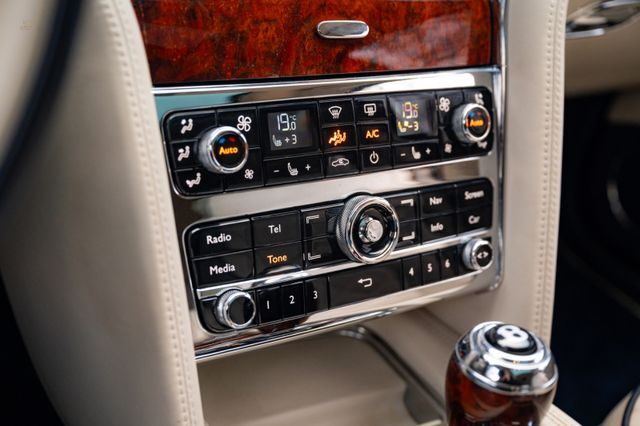 Thumbnail von ベントレー マルサン 6.75 V8 マリナー |Naim|後部座席シアター|ACC