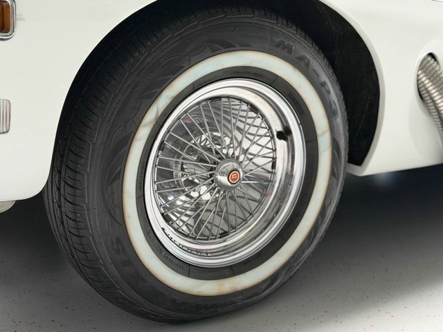 Thumbnail von Other Stutz II Blackhawk V8 Torino 24K Gold