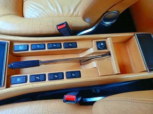 Thumbnail von Ferrari 412i - Schweizer Modell mit 5Gang-Schaltgetriebe