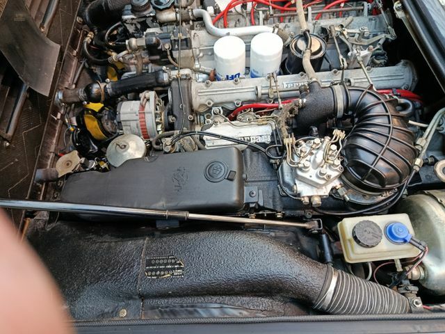 Thumbnail von Ferrari 412i - Schweizer Modell mit 5Gang-Schaltgetriebe