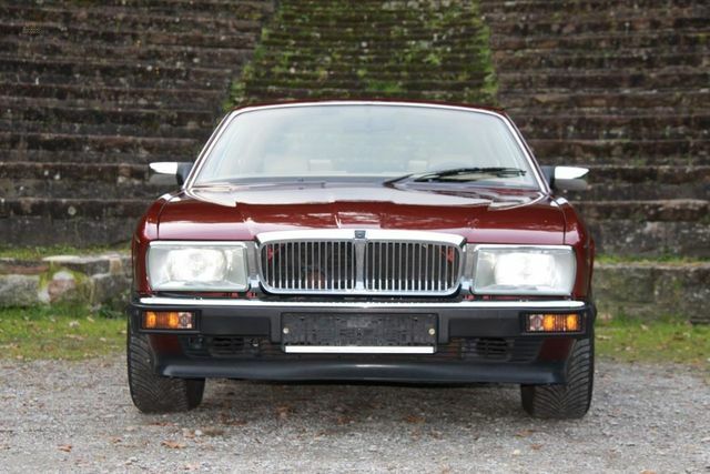 Jaguar XJ40 Soverein mit 3 Jahre Garantie H-Zulassung