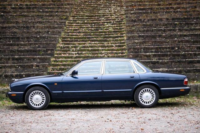 Thumbnail von Jaguar XJ 4.0 Sovereign 3 года гарантии