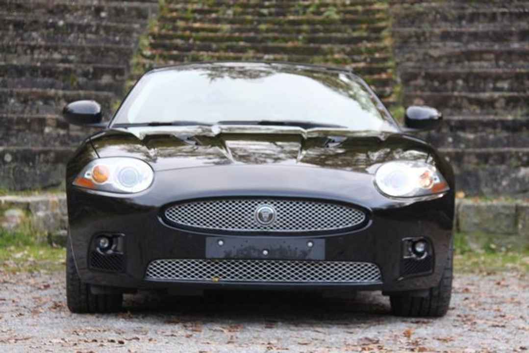 Jaguar XKR Cabriolet 3 Yıl Garanti