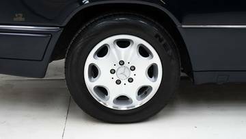 Thumbnail von Mercedes-Benz E200 Cabriolet '95