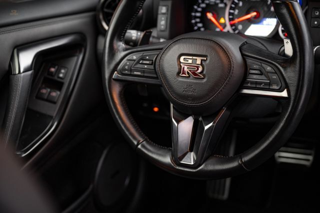 Thumbnail von Nissan GT-R 570PS | Katsura Orange |