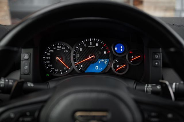 Thumbnail von Nissan GT-R 570PS | Katsura Orange |