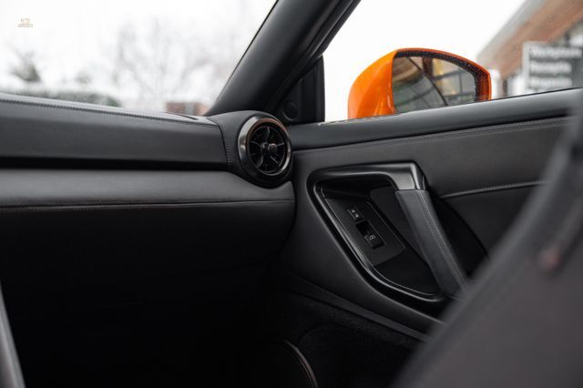 Thumbnail von Nissan GT-R 570PS | Katsura Orange |
