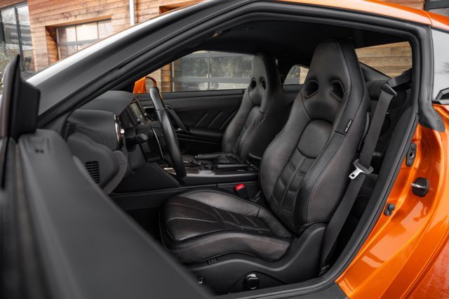 Thumbnail von Nissan GT-R 570PS | Katsura Orange |