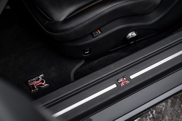 Thumbnail von Nissan GT-R 570PS | Katsura Orange |