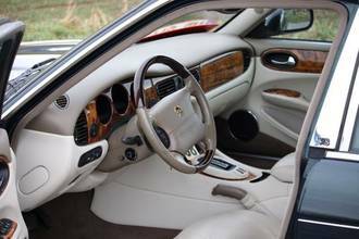 Thumbnail von Jaguar Daimler V8 dlouhá verze 3 roky záruka