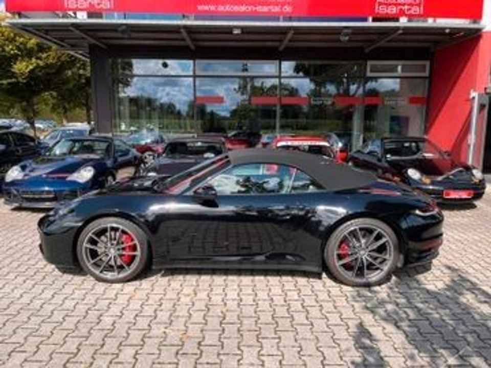 Porsche 992 Carrera S Cabriolet - Approved/Service neu!