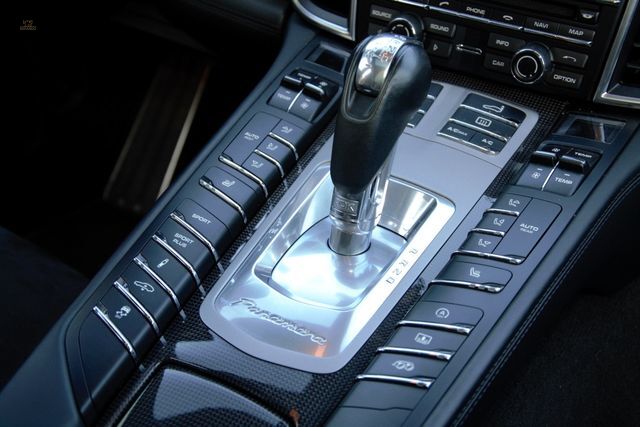 Thumbnail von Porsche Panamera GTS, 2 años Approved, LED, en excelente estado