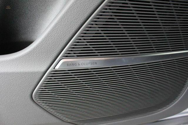 Thumbnail von Audi RSQ8 4.0 V8/Akrapovic/B&O/360´/Standhzg/AHK/23´