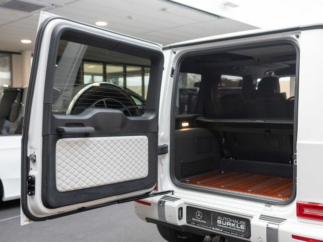 Thumbnail von Mercedes-Benz G 500 Final Edition white 1 of 500 :-)