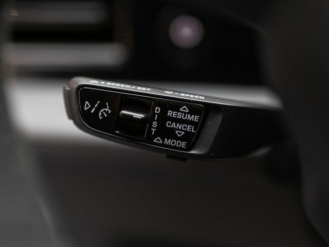 Thumbnail von Porsche Taycan Turbo S,Carbon,Keramik,Pano,Nachtsicht,21