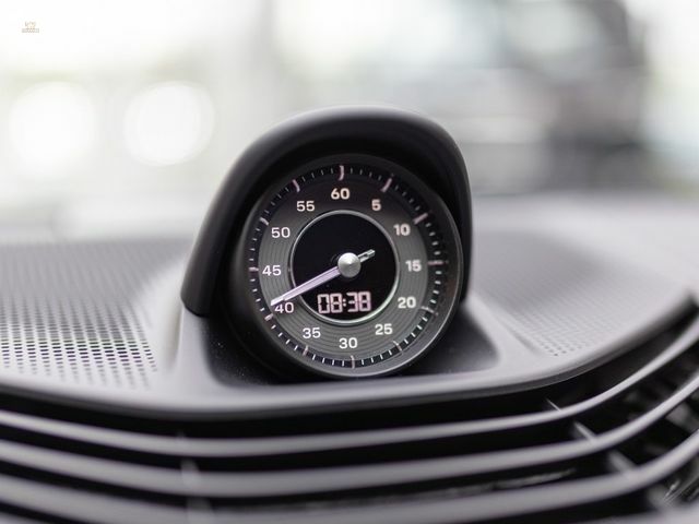 Thumbnail von Porsche Taycan Turbo S,Carbon,Keramik,Pano,Nachtsicht,21