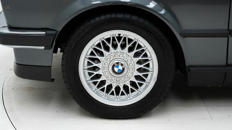 Thumbnail von BMW  325i Cabriolet '88