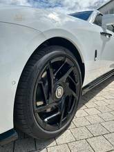 Thumbnail von Rolls-Royce Spectre Black Badge