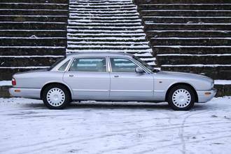 Thumbnail von Jaguar XJ 3.2 Executive a destra, 3 anni di garanzia