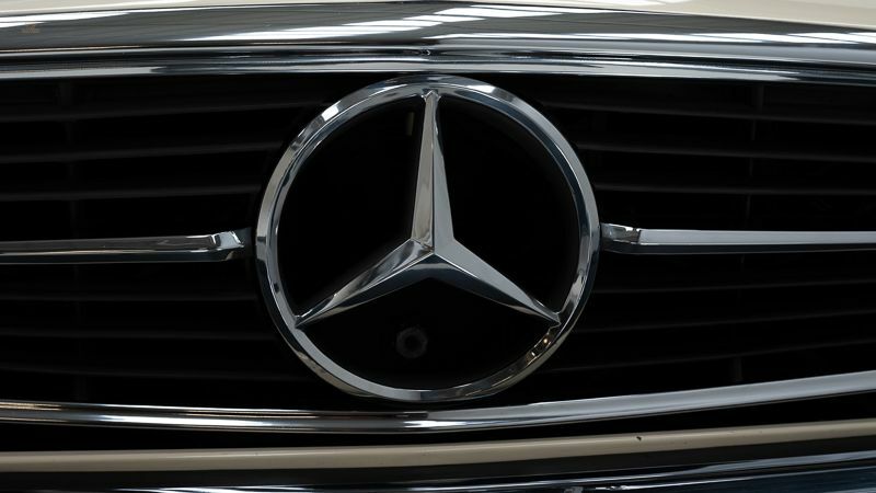 Thumbnail von Mercedes-Benz 380 SL + hardtop '82