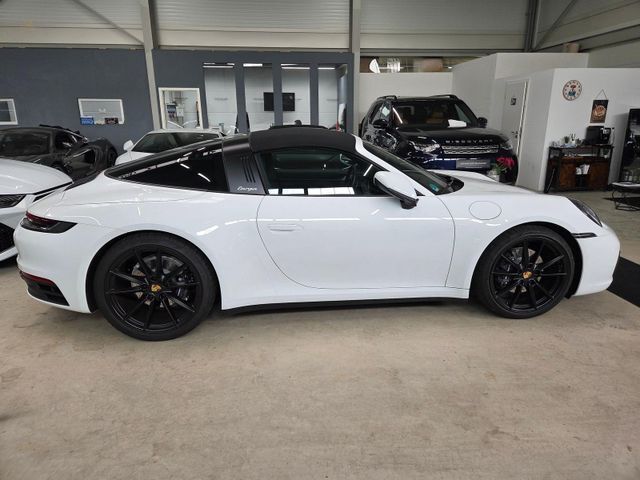 Thumbnail von Porsche 992 Targa 4 /Bose/Rückfahr/Sportauspuff/*1200€