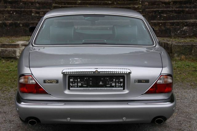 Thumbnail von Jaguar Daimler V8 Langversion  3 Jahre Garantie