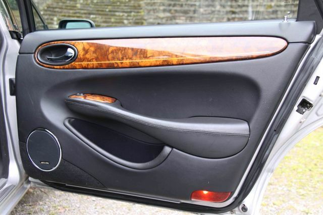 Thumbnail von Jaguar Daimler V8 Langversion  3 Jahre Garantie