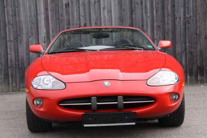 Jaguar XK8 Cabrio 3 Jahre Garantie