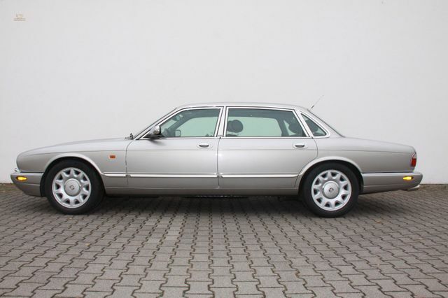 Thumbnail von Jaguar Daimler V8 Langversion  3 Jahre Garantie