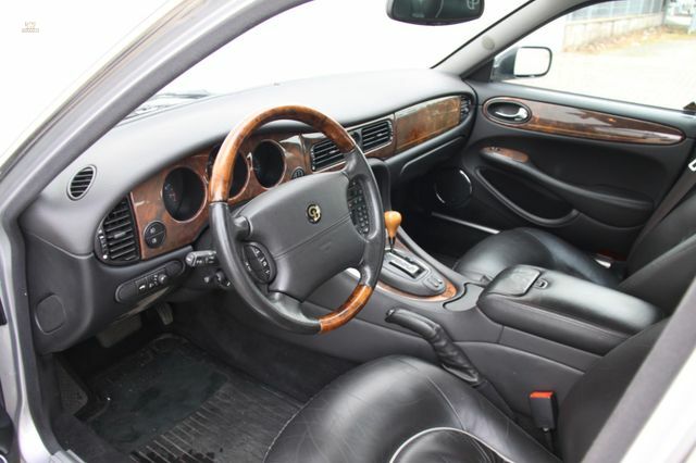 Thumbnail von Jaguar Daimler V8 Langversion  3 Jahre Garantie