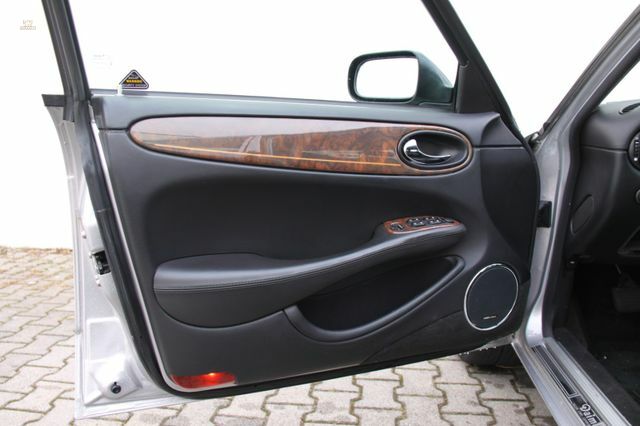 Thumbnail von Jaguar Daimler V8 Langversion  3 Jahre Garantie