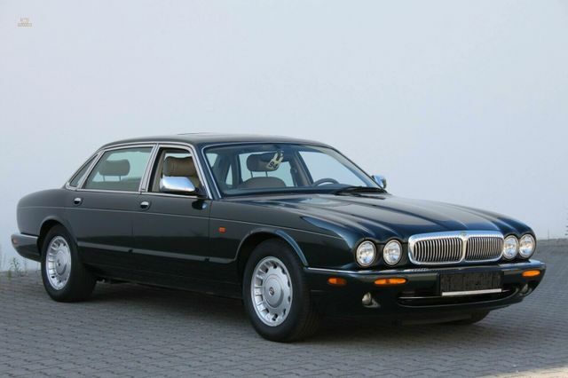 Thumbnail von Jaguar Daimler V8 Langversion  3 Jahre Garantie