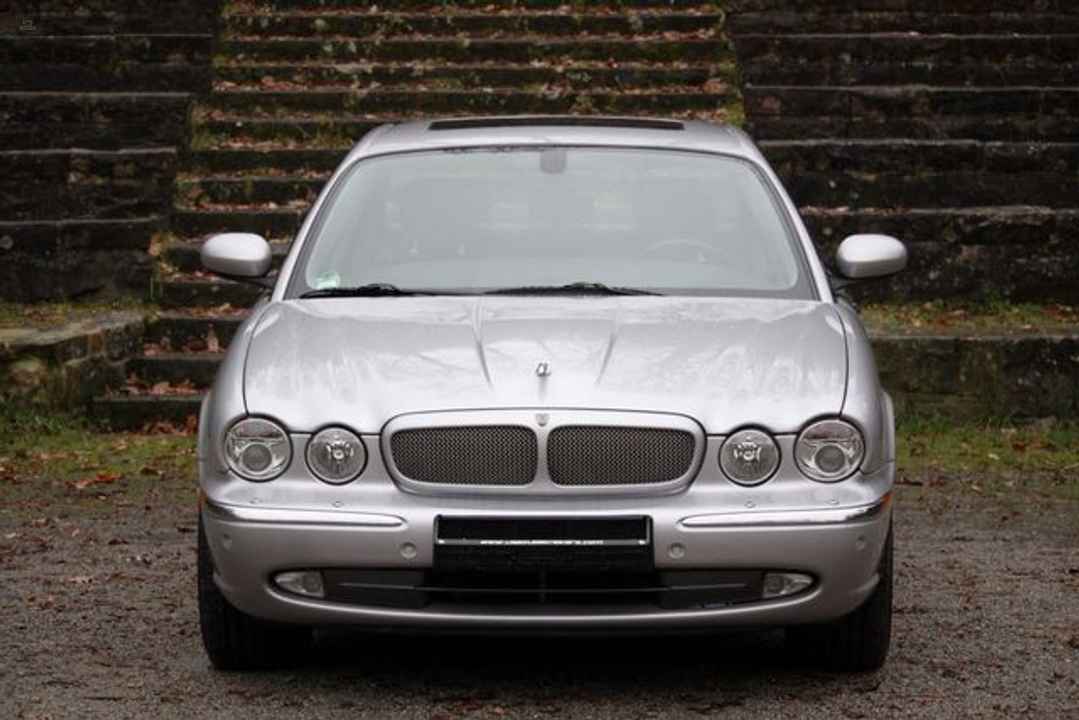 Jaguar Top gepflegter XJR mit 3 Jahre Garantie