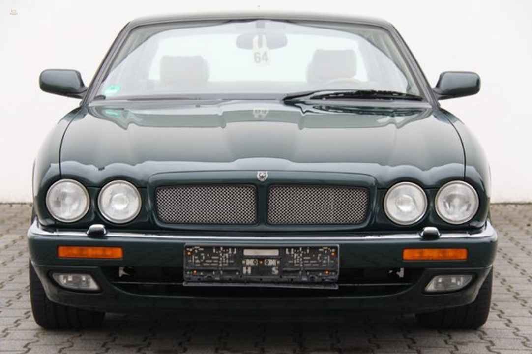 Jaguar XJR mit 3 Jahren Garantie Top Zustand