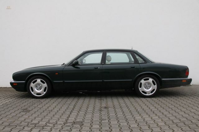 Thumbnail von Jaguar XJR mit 3 Jahren Garantie Top Zustand