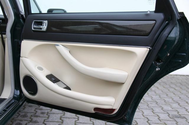 Thumbnail von Jaguar XJR mit 3 Jahren Garantie Top Zustand