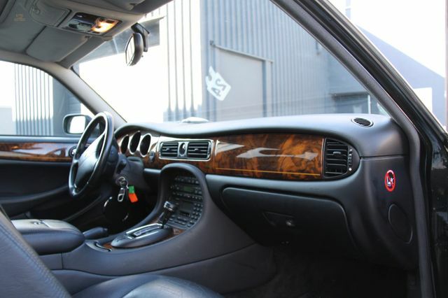 Thumbnail von Jaguar Daimler V8 versione lunga 3 anni di garanzia