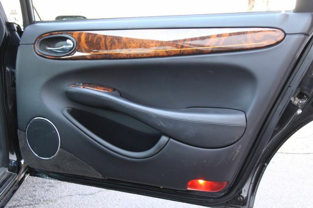 Thumbnail von Jaguar Daimler V8 versione lunga 3 anni di garanzia