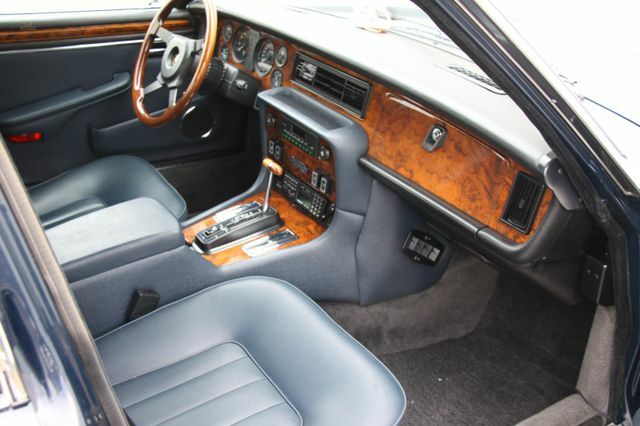 Thumbnail von Jaguar Daimler Double Six Serie 3 mit 3 Jahren Garantie