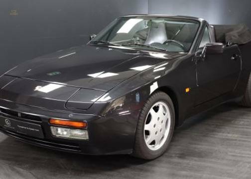 Porsche 944 Turbo Cabriolet
