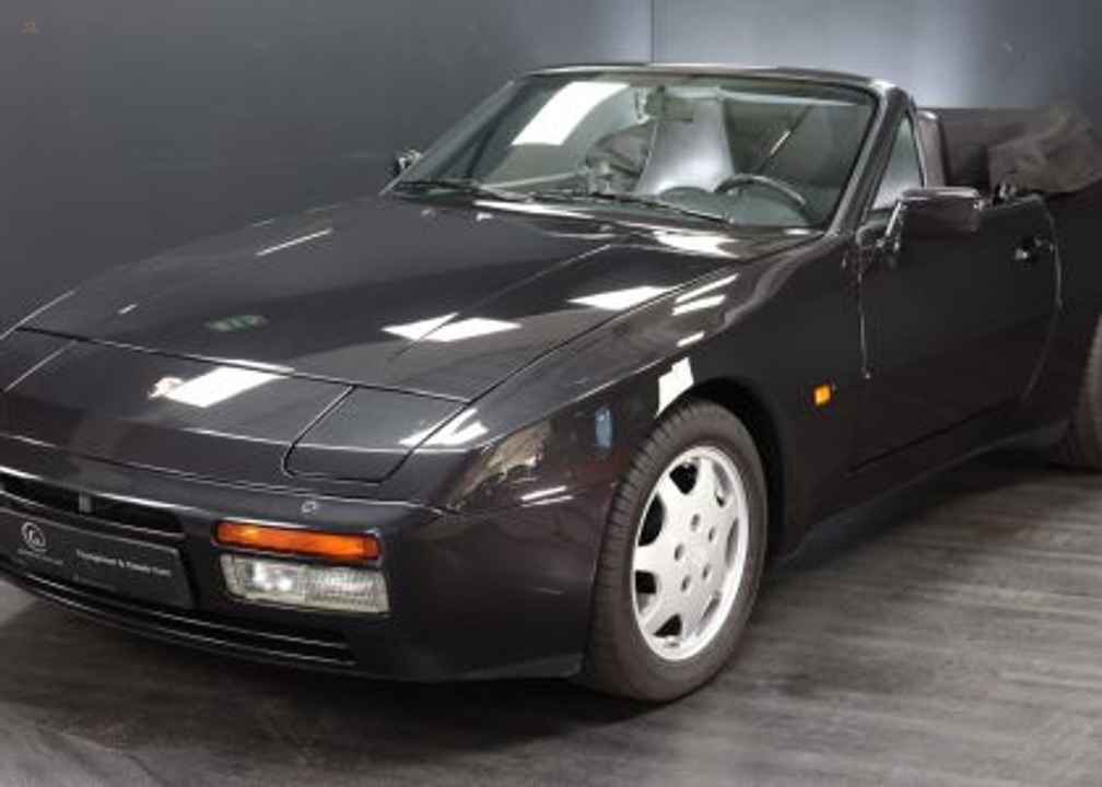 Porsche 944 Turbo Cabriolet