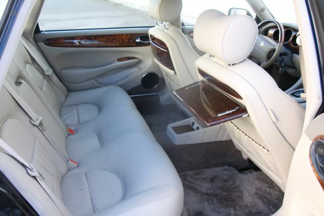 Thumbnail von Jaguar Daimler Super V8 Langversion  3 Jahre Garantie