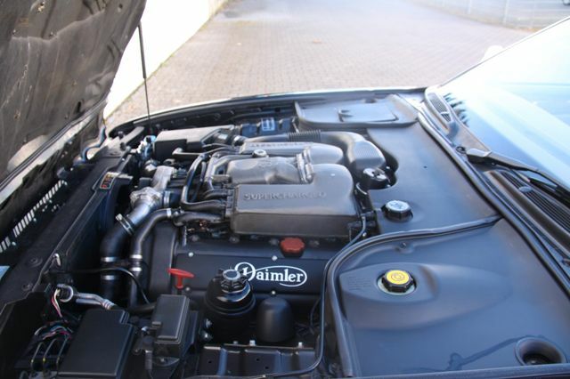 Thumbnail von Jaguar Daimler Super V8 Langversion  3 Jahre Garantie