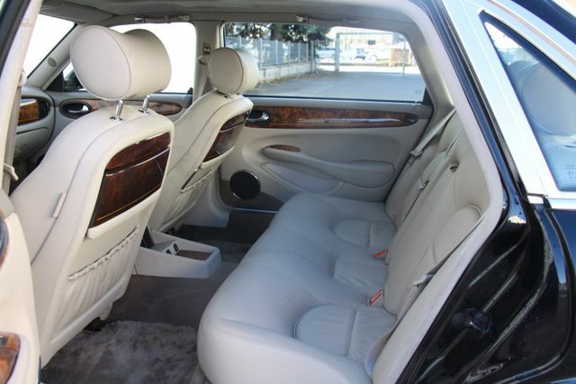 Thumbnail von Jaguar Daimler Super V8 Langversion  3 Jahre Garantie