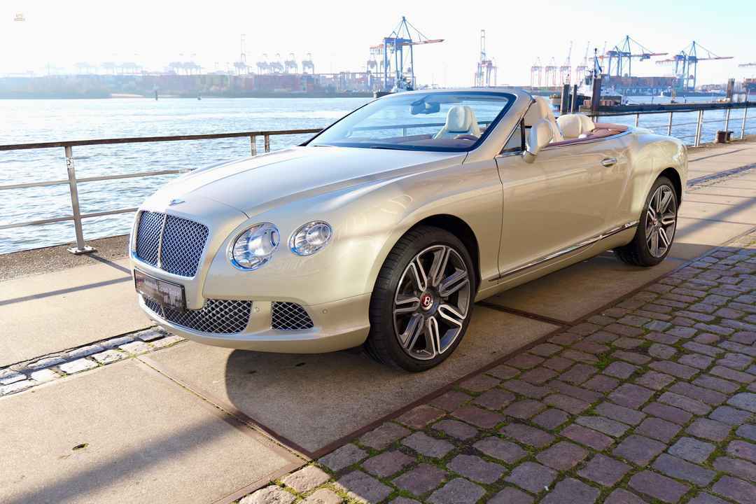 Bentley Continental GTC