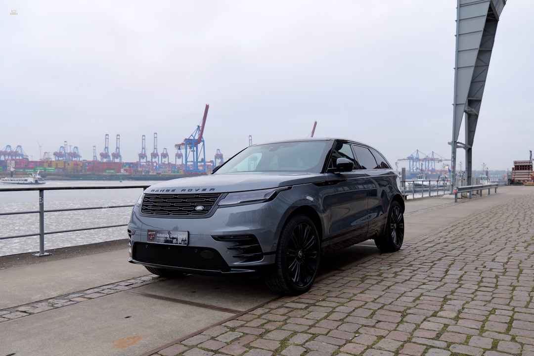 Land Rover Range Rover Velar P400 Autobiography