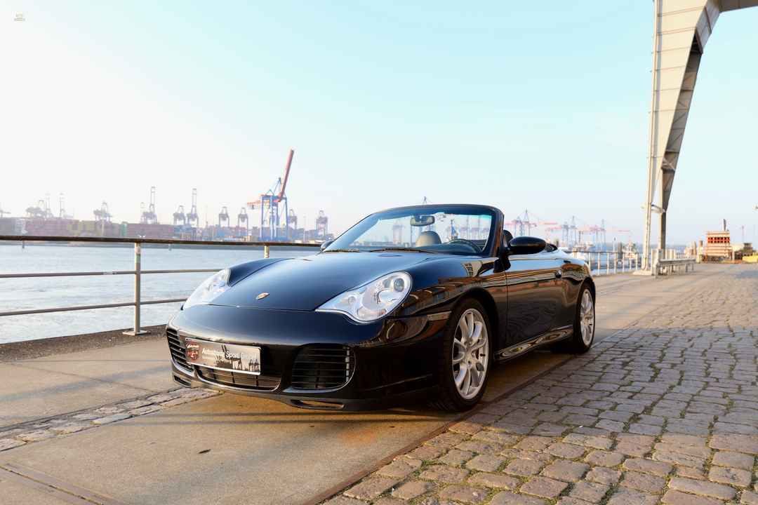 Porsche 996 Carrera 4S Cabriolet Deutsches Fahrzeug Nachlackierungsfrei
