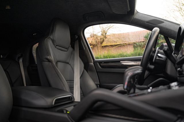 Thumbnail von Porsche Cayenne Turbo GT TechArt 880PS