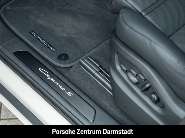 Thumbnail von Porsche Cayenne S E-Hybrid Coupé Édition Noire InnoDrive